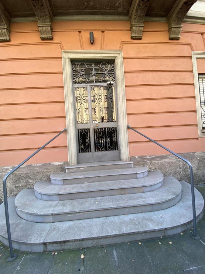 Elegante Appartamento In Centro Bergamo Exterior photo